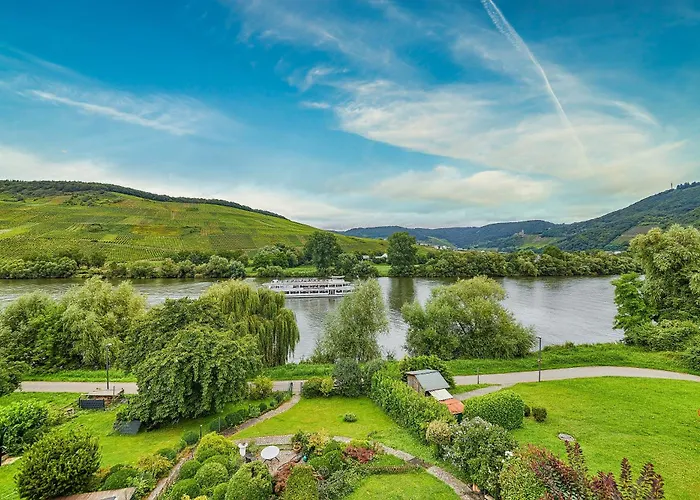 Moselschleife * Bernkastel-Kues